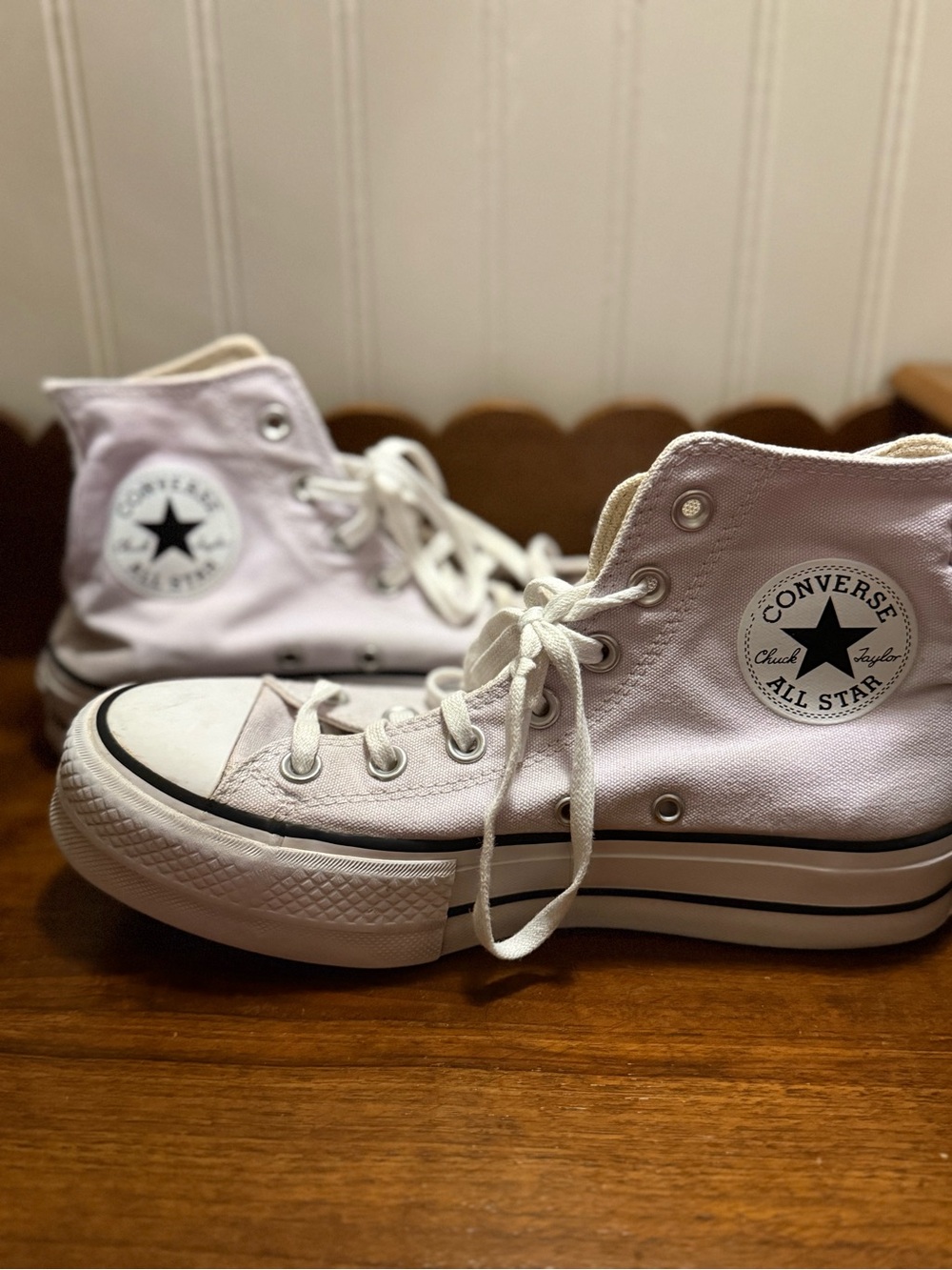 Converse Chuck Taylor Lift Platform High Top Sneakers Lavender Size 7.5